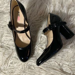 Beautiful Black Pumps